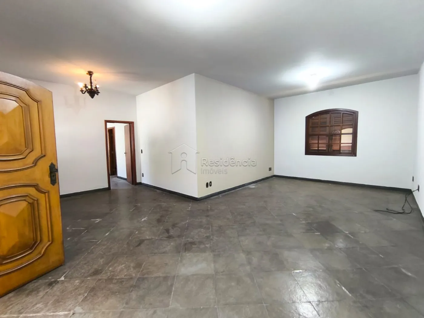 Alugar Casa / Padrão em Mococa R$ 3.000,00 - Foto 13