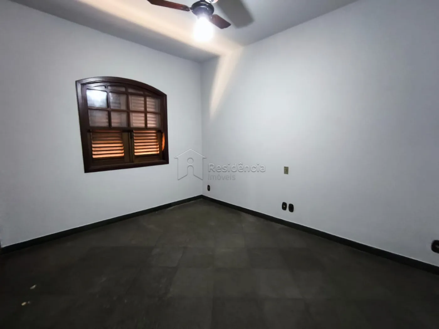 Alugar Casa / Padrão em Mococa R$ 3.000,00 - Foto 19