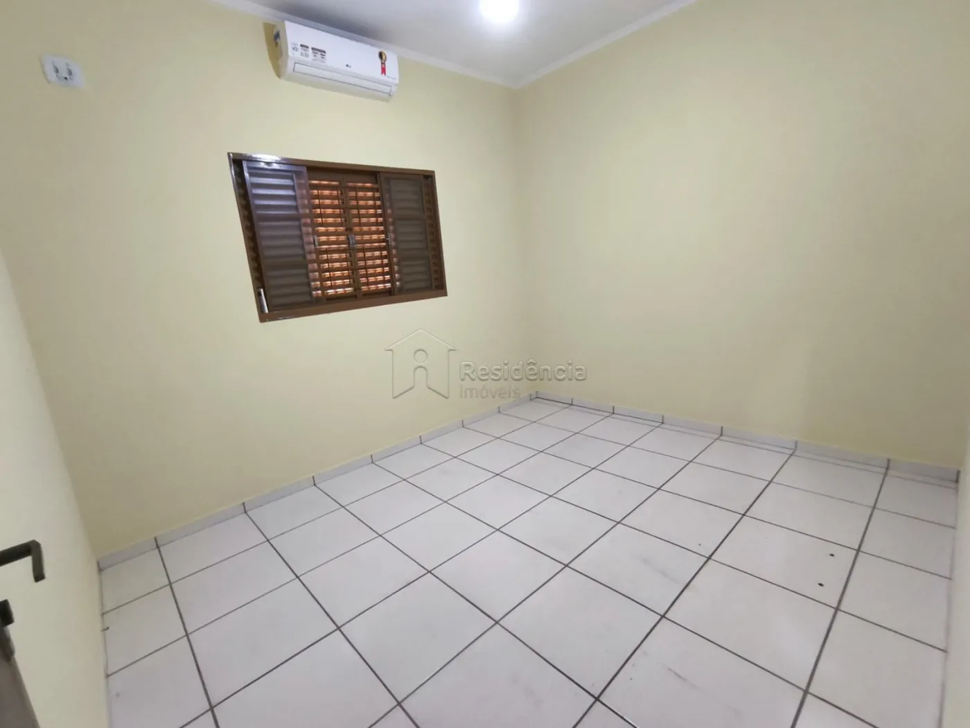 Alugar Casa / Padrão em Mococa R$ 1.750,00 - Foto 12