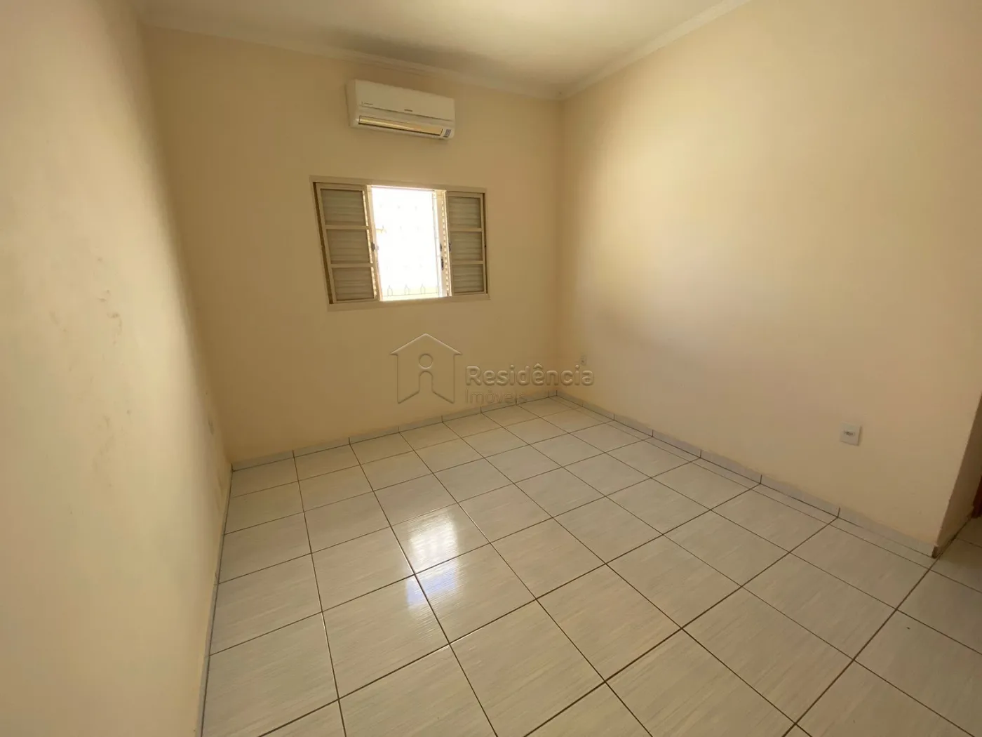 Alugar Casa / Padrão em Mococa R$ 1.350,00 - Foto 5