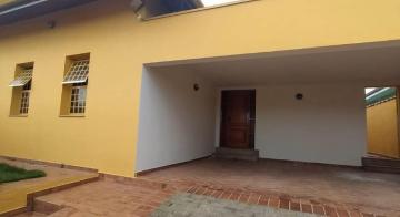 Alugar Casa / Padrão em Mococa. apenas R$ 800.000,00