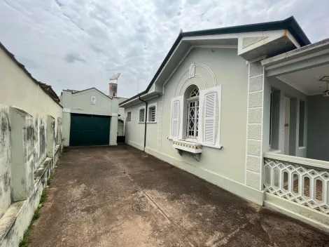 Alugar Casa / Padrão em Mococa. apenas R$ 460.000,00