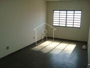 Sala para alugar com 30 m² por R$ 320/mês no Centro de Mococa/SP.