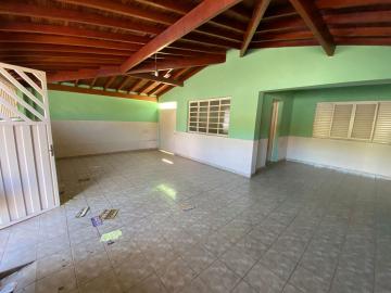 Alugar Casa / Padrão em Mococa. apenas R$ 210.000,00