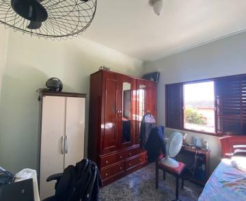 Sobrado com  207 m² por R$ 700.000 no Jardim Alvorada em Mococa/SP.