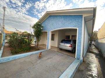 Alugar Casa / Padrão em Mococa. apenas R$ 275.000,00