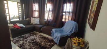 Alugar Casa / Padrão em Mococa. apenas R$ 180.000,00