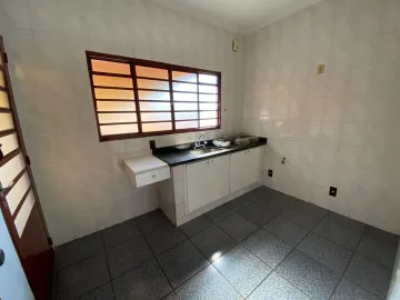 Casa com 2 dormitorios para locação no Jardim São Benedito em Mococa/SP