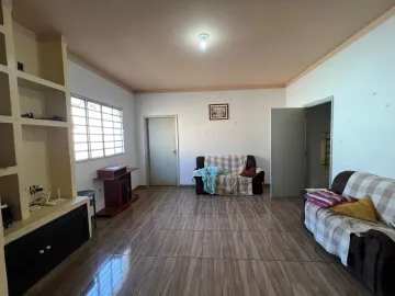 Alugar Casa / Padrão em Mococa. apenas R$ 280.000,00