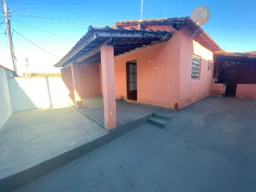 Casa com 2 dormitórios para alugar na COHAB 2
