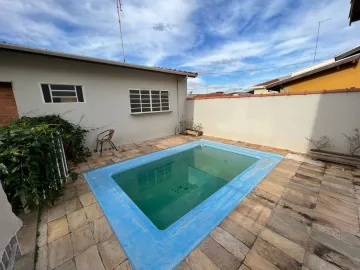 Casa à venda, 03 dormitórios, 01 suíte, 01 vaga, Jardim São Domingos - Mococa (SP).