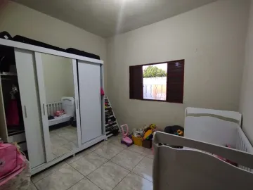 Casa à venda, 02 dormitórios, 02 vagas, Jardim José Justi - Mococa (SP).