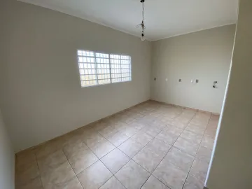 Casa com 2 dormitórios para alugar no Jose Andre de Lima - Mococa/SP