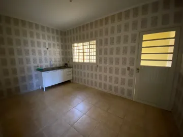 Casa com 2 dormitórios para alugar no Jose Andre de Lima - Mococa/SP