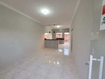 Casa à venda, 02 dormtórios, 2 vagas, Jardim Botânico - Mococa (SP).