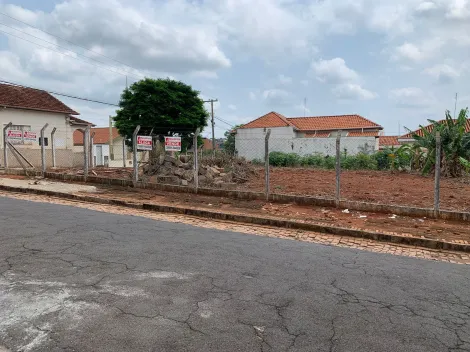 Terreno comercial à venda no Brás em Mococa (SP).