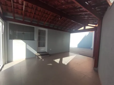 Alugar Casa / Padrão em Mococa. apenas R$ 240.000,00