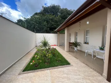 Casa a venda, 03 dormitórios, 01 suíte, 01 vaga -  Jardim Morro Azul - Mococa/SP
