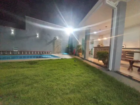 Casa à venda, 03 dormitórios, 01 suíte, 03 vagas, Jardim São Domingos - Mococa (SP).