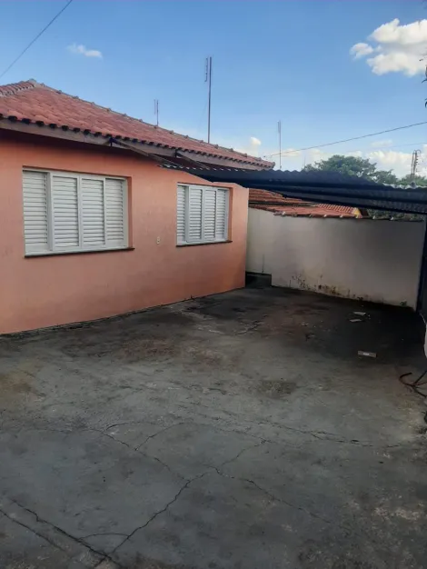 Casa com 02 Dormitórios disponível para locação na Vila Lambari - Mococa/SP