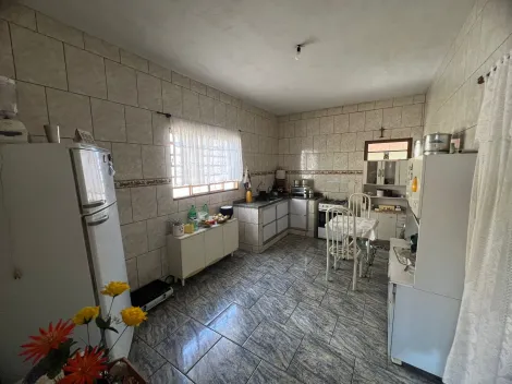 Casa à venda, 02 dormitórios, 04 vagas, Projeto Cem - Mococa (SP).