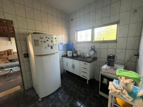 Casa à venda, 05 dormitórios, 04 vagas, Jardim São Domingos - Mococa (SP).