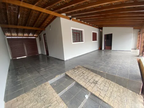 Casa com 3 dormitorios para locação no Jardim Riachuelo em Mococa/SP.