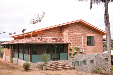 Sitio à venda de 2,43 Alqueires na Estrada Mococa a São Benedito das Areias (SP).