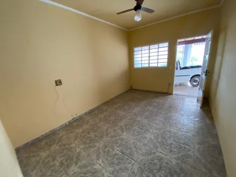 Alugar Casa / Padrão em Mococa. apenas R$ 1.650,00