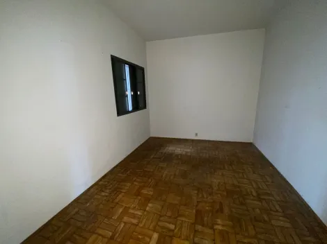 Casa com 3 dormitorios para locação no Descanso em Mococa/SP