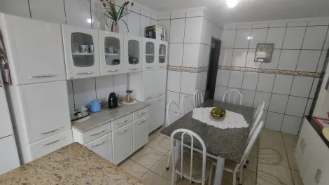 Casa à venda, 03 dormitórios, 01 vaga, Conjunto Habitacional Luiz Antonio Fernandes Dias - Mococa (SP).