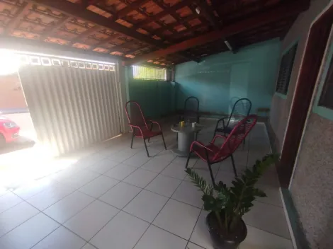 Alugar Casa / Padrão em Mococa. apenas R$ 230.000,00