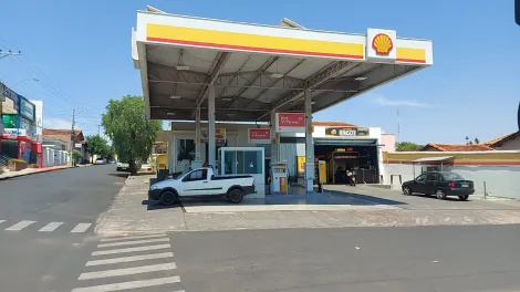 Posto de combustiveis à venda, Centro - Arceburgo (MG).