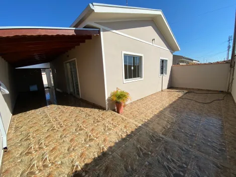 Alugar Casa / Padrão em Mococa. apenas R$ 1.350,00