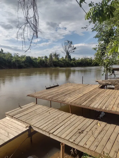 imagem 1 - Excelente rancho às margens do Rio Pardo, no condomínio Três Marias, com excelente casa avarandada, com piscina, churrasqueira e fogão a lenha. imagem 1 - Excelente rancho às margens do Rio Pardo, no condomínio Três Marias, com excelente casa avarandada, com piscina, churrasqueira e fogão a lenha.