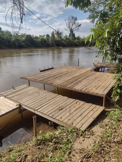 imagem 2 - Excelente rancho às margens do Rio Pardo, no condomínio Três Marias, com excelente casa avarandada, com piscina, churrasqueira e fogão a lenha. imagem 2 - Excelente rancho às margens do Rio Pardo, no condomínio Três Marias, com excelente casa avarandada, com piscina, churrasqueira e fogão a lenha.